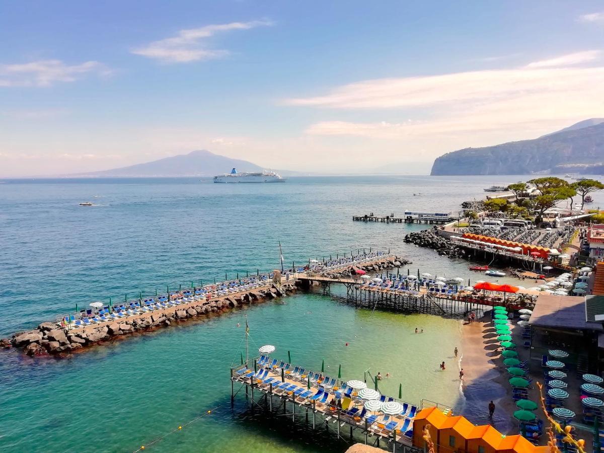 Angelina Suite B&B - Sorrento Centro Zewnętrze zdjęcie
