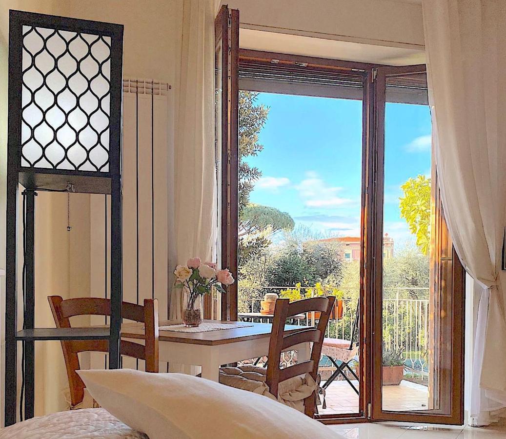 Angelina Suite B&B - Sorrento Centro Zewnętrze zdjęcie