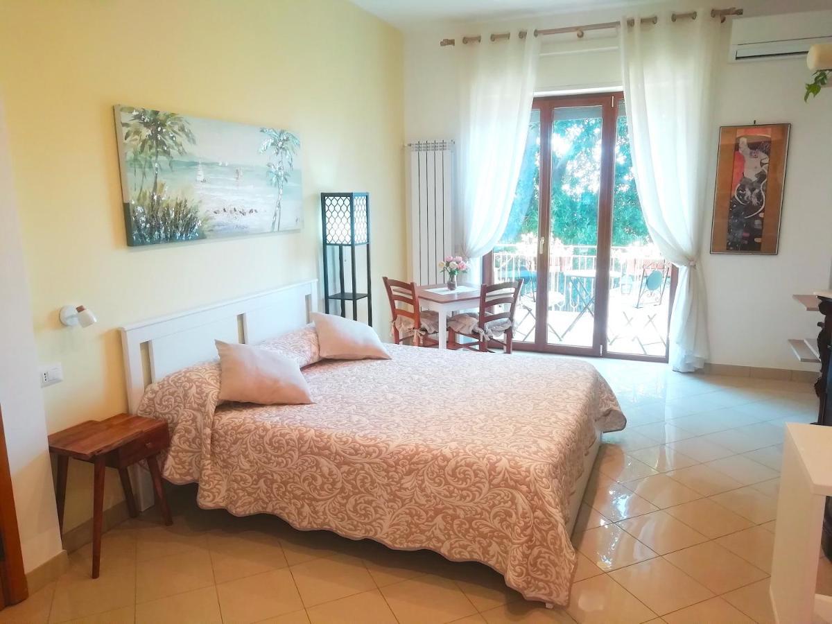 Angelina Suite B&B - Sorrento Centro Zewnętrze zdjęcie